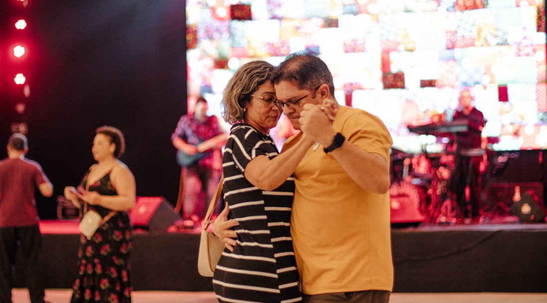 Pluralidade cultural e beleza do Barracão da Vila do Forró encantam