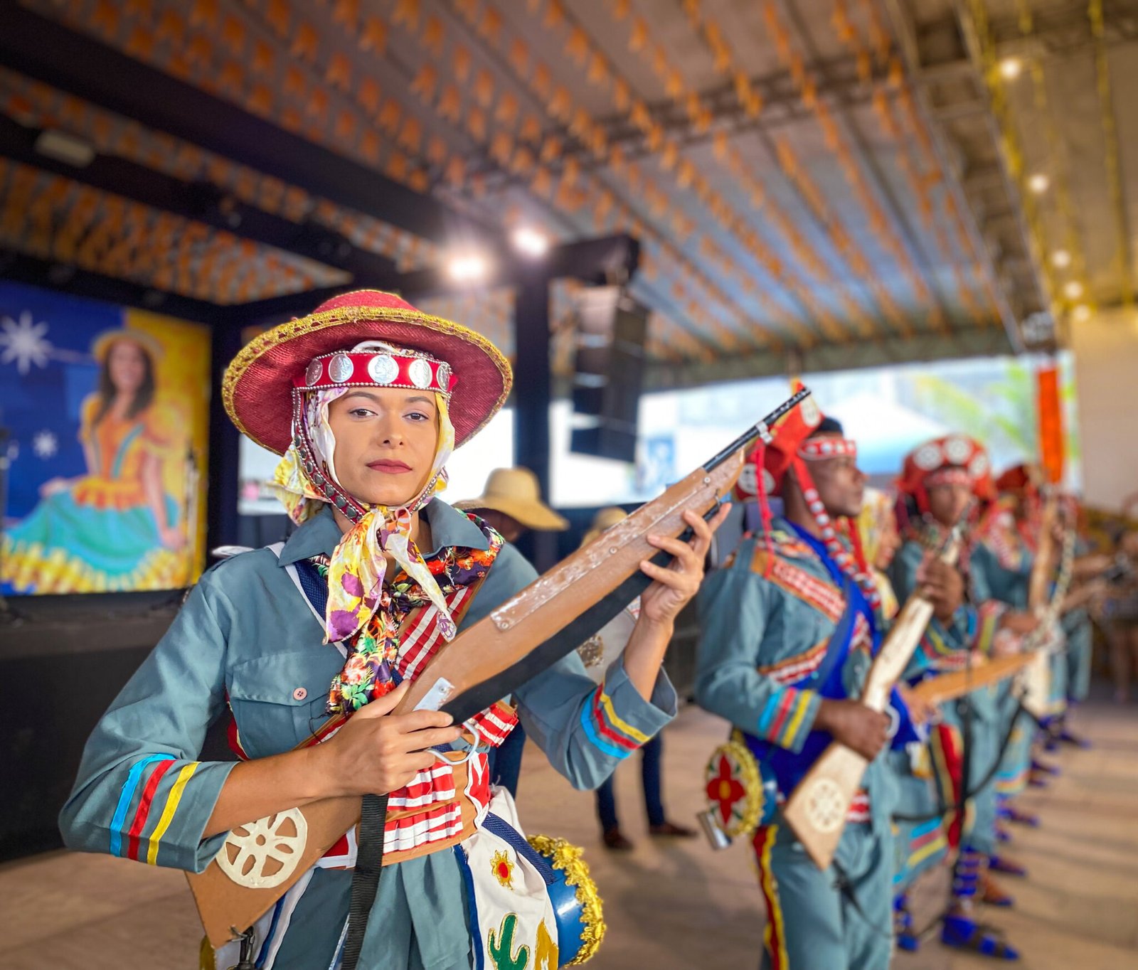 RioMar Aracaju recebe grupos folclóricos de Laranjeiras e celebra a cultura popular