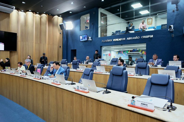 CMA debate denúncias sobre terceirizadas, gestão municipal e transporte público no Grande Expediente