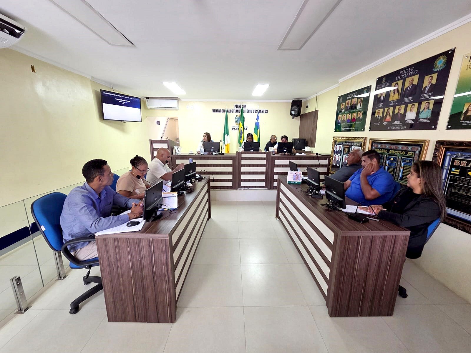 CÂMARA DE PACATUBA APROVA HOMENAGENS E PROJETOS ESTRATÉGICOS PARA A SAÚDE, EDUCAÇÃO E ORÇAMENTO