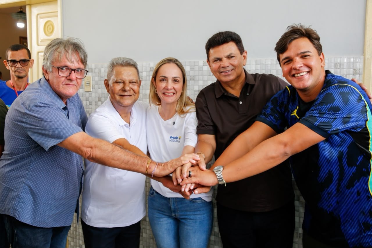 Pré-campanha de Valmir ganha força com adesões em Propriá e Simão Dias