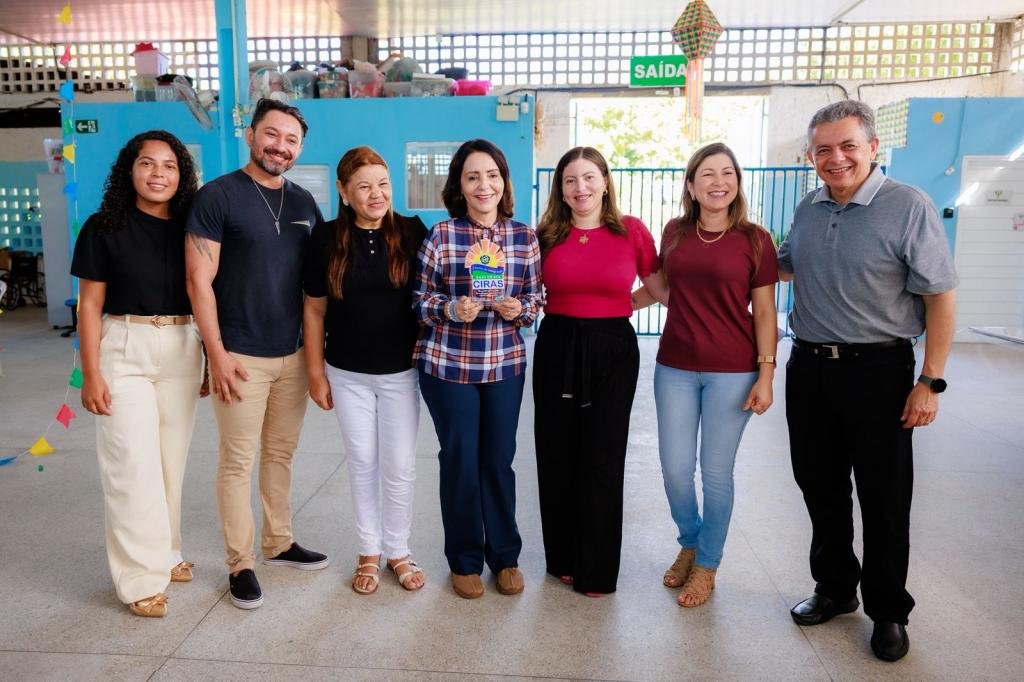 Prefeita Emília recebe homenagem do CIRAS e reforça apoio a projetos de transformação social