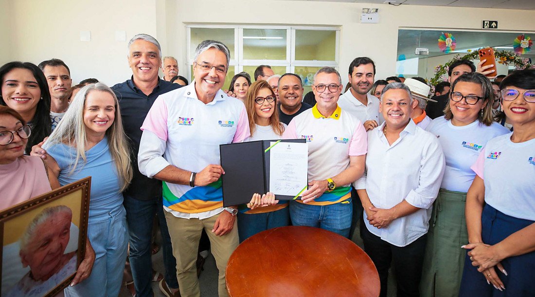 Governo do Estado entrega primeira creche-escola do Ameei e autoriza implantação de rodovia em Lagarto