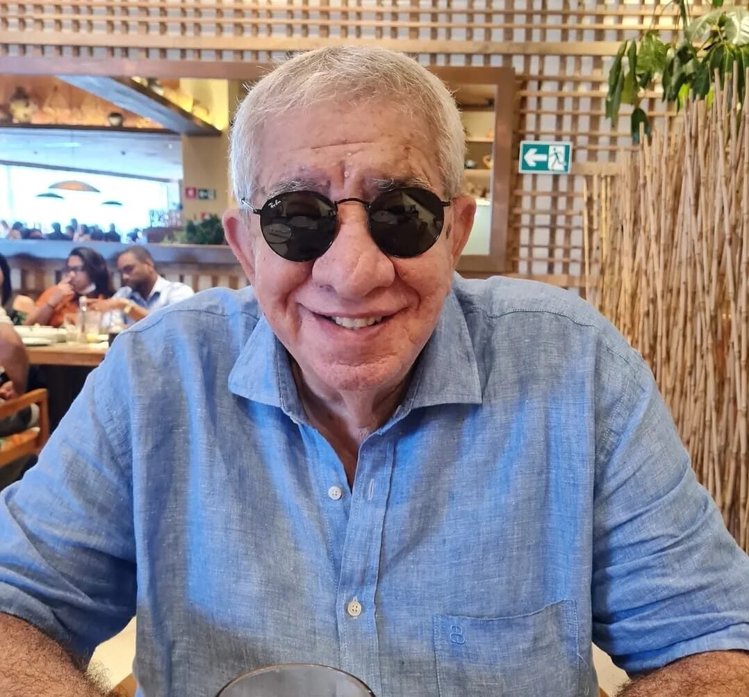 Brayner: “Amigo, postei uma manchete. Por favor, deixa até o meio dia de amanhã”
