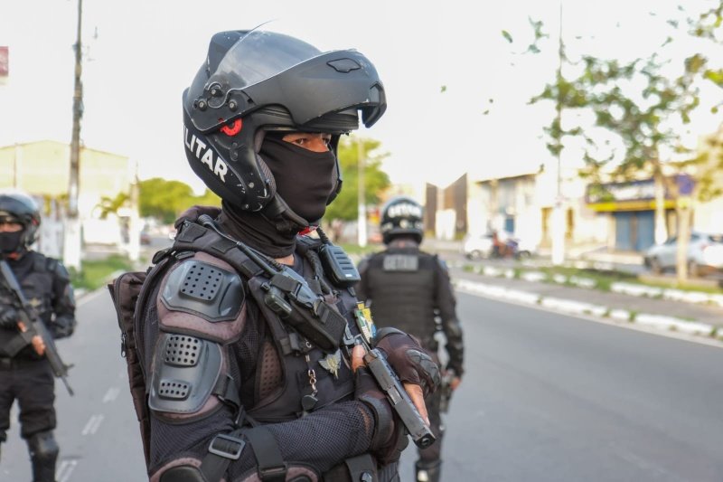 POLICIAIS DO GETAM REGISTRAM TRÊS FLAGRANTES EM UM ÚNICO DIA E APREENDE UM QUILO DE CRACK EM ARACAJU