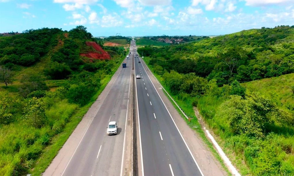 Trânsito no km 66 da BR-101 opera em sistema Pare e Siga nesta quarta-feira no município de Maruim