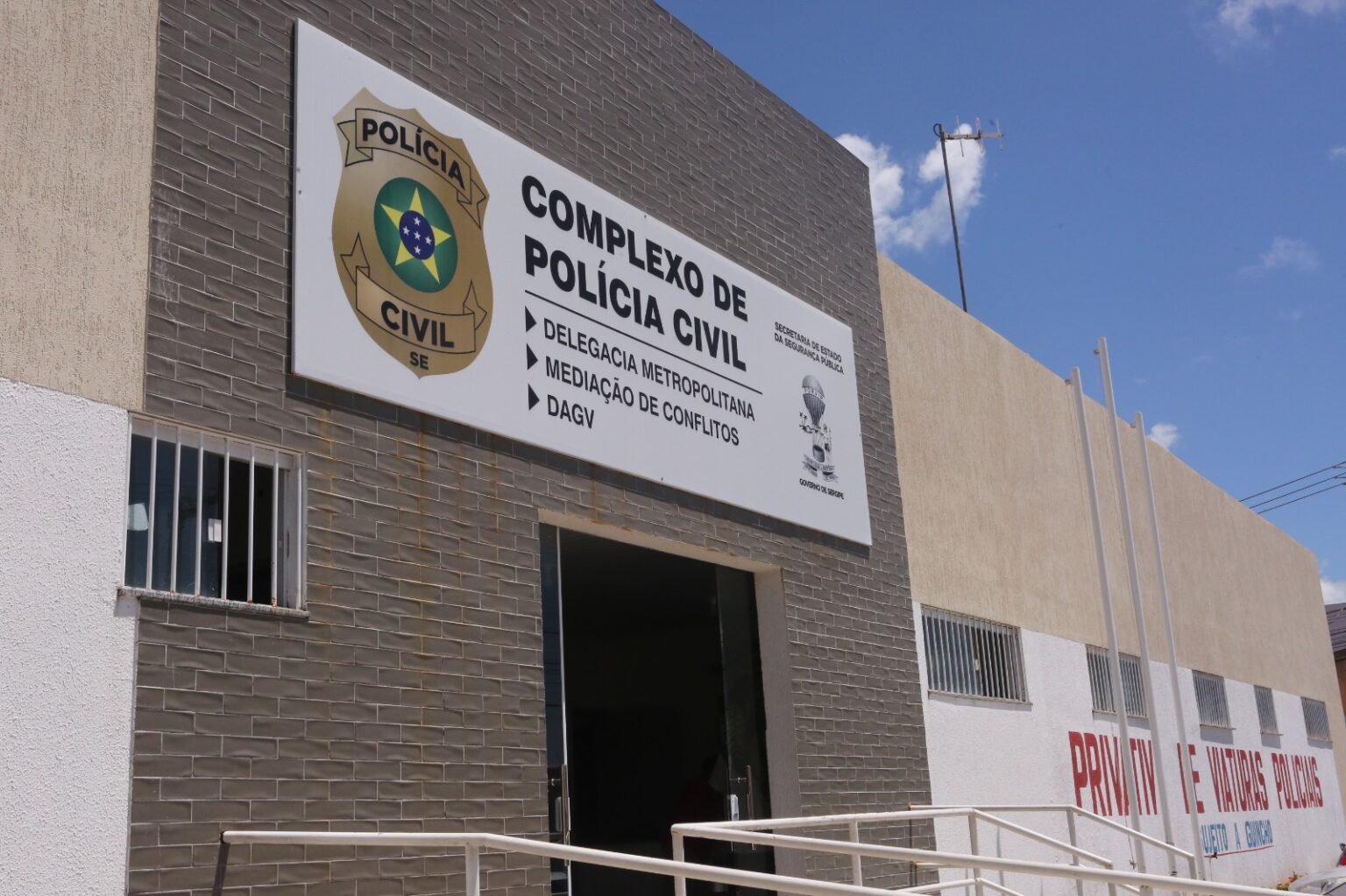 POLÍCIA CIVIL APREENDE ADOLESCENTE INVESTIGADO POR SÉRIE DE ATOS INFRACIONAIS CONTRA MOTORISTAS DE APLICATIVO