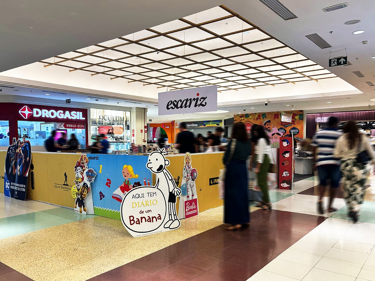 Feira de Livros Escariz reúne mais de 3 mil títulos no Shopping Jardins em Aracaju