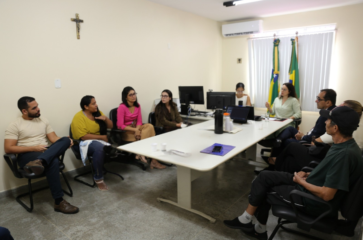 AUDIÊNCIA DISCUTE A INSTALAÇÃO DE UM GALPÃO PARA OS CATADORES DE RECICLÁVEIS NA BARRA DOS COQUEIROS