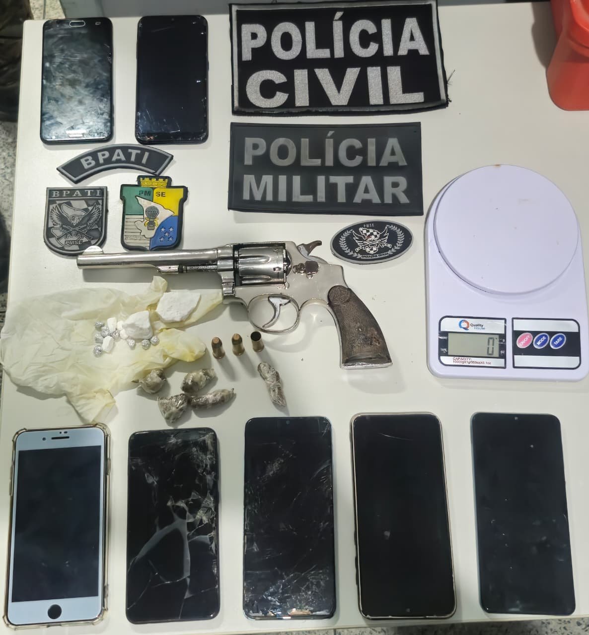 Simão Dias: operação integrada cumpre mandado de prisão e apreende drogas