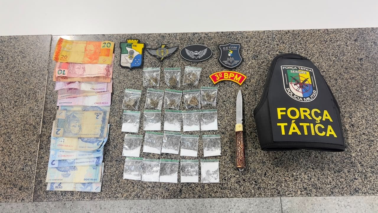 AÇÃO DA PM RESULTA NA PRISÃO DE SUSPEITO E APREENDE MACONHA, COCAÍNA, DINHEIRO EM ESPÉCIE, EM AREIA BRANCA