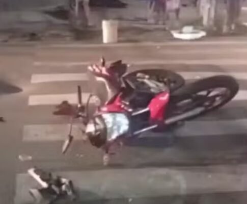 Motociclista de 35 anos morre após ser atropelado e levado sobre o capô do carro por cerca de 250 metros