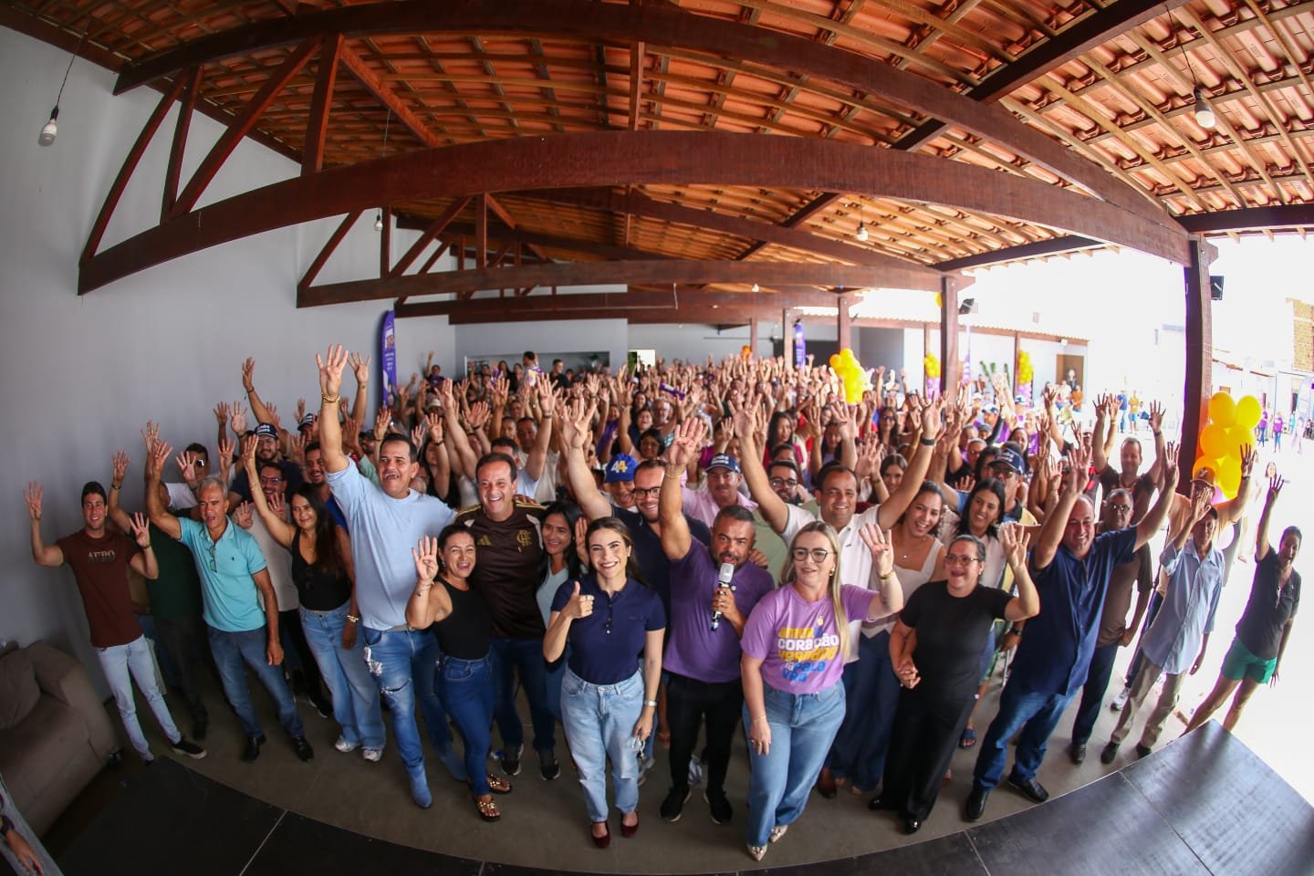 André Moura se reúne com lideranças políticas e estimula o cuidado com a saúde
