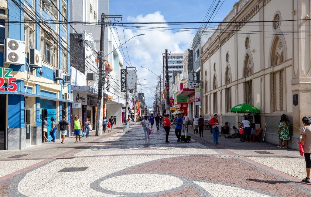 Aracaju bate recorde de contratações formais nos cinco primeiros meses de 2026
