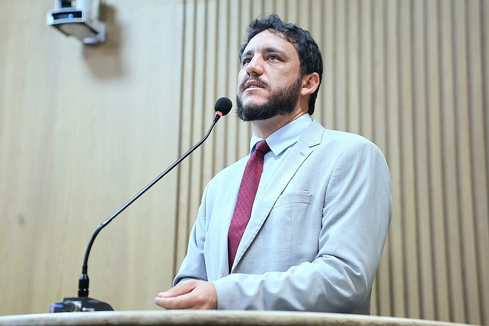 CAMILO  APRESENTA PACOTE DE EMENDAS À LDO 2027 COM FOCO EM INCLUSÃO SOCIAL, MOBILIDADE, SAÚDE, EDUCAÇÃO