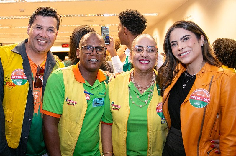 Yandra Moura celebra aprovação da aposentadoria diferenciada para agentes de saúde no Senado 