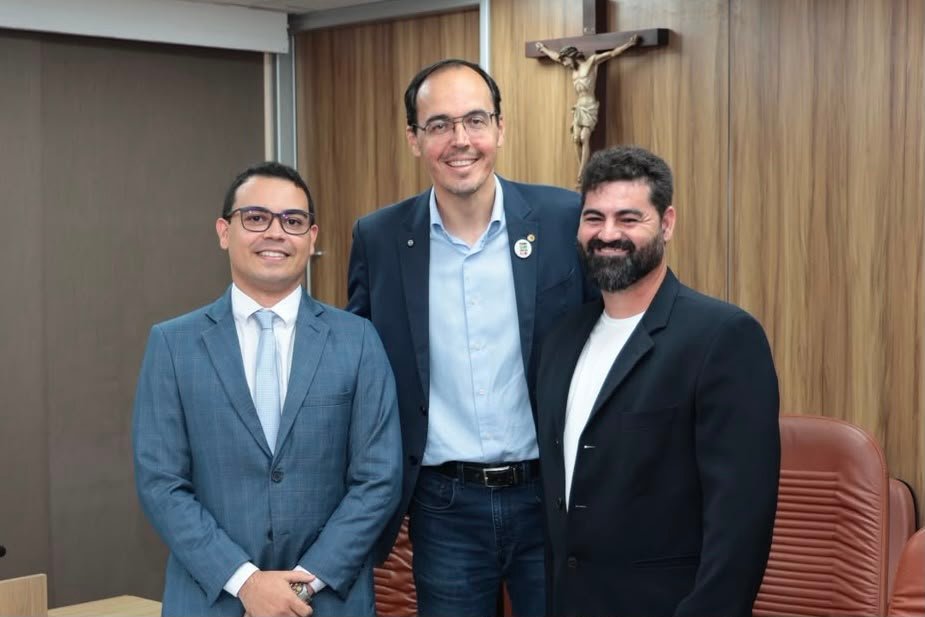Sergipe pode enfrentar apagão de internet, alerta Georgeo Passos em audiência