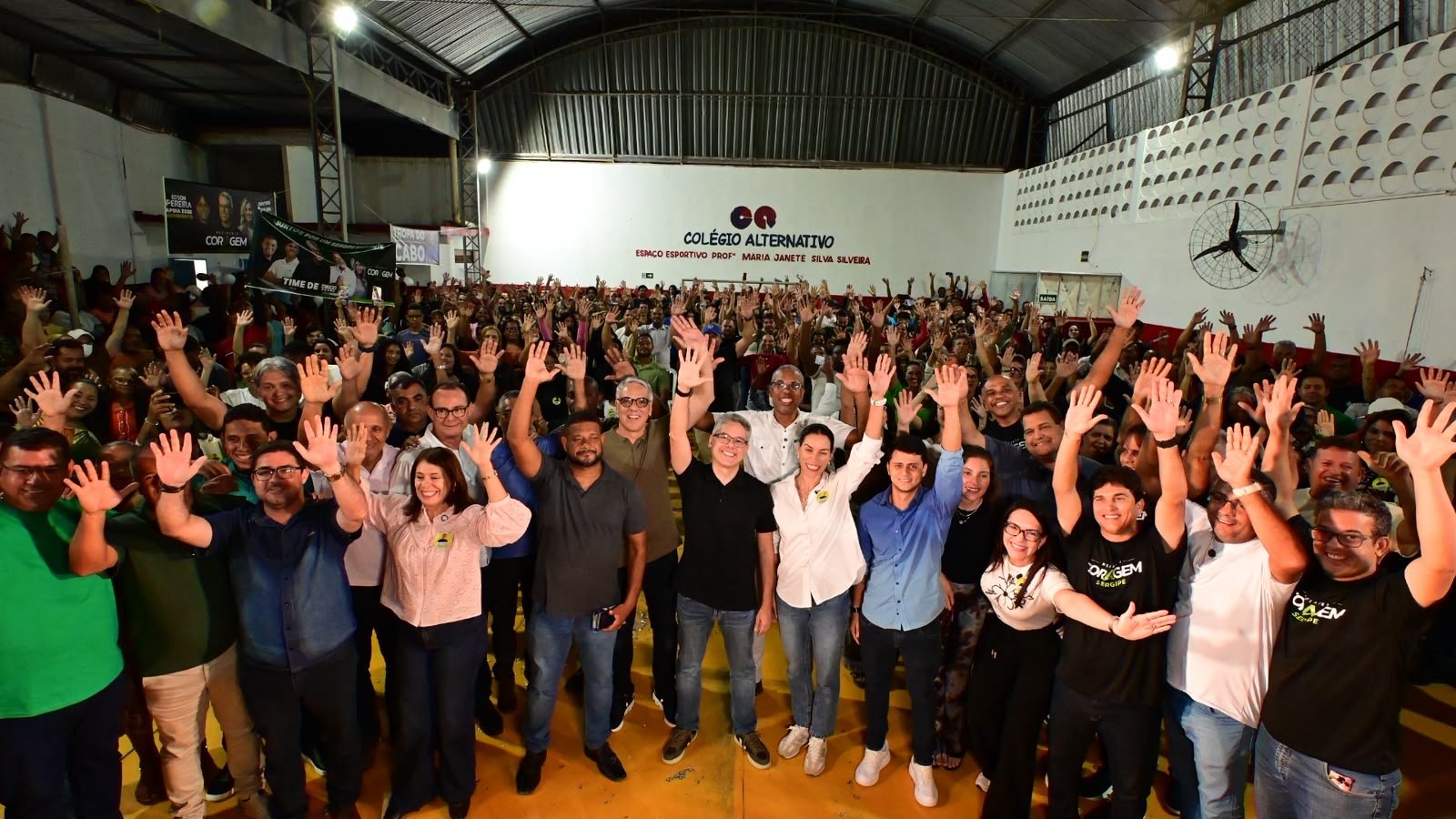 SENADOR ALESSANDRO VIEIRA REÚNE LIDERANÇAS E FORTALECE MOVIMENTO CORAGEM SERGIPE NA CIDADE DE SÃO CRISTÓVÃO