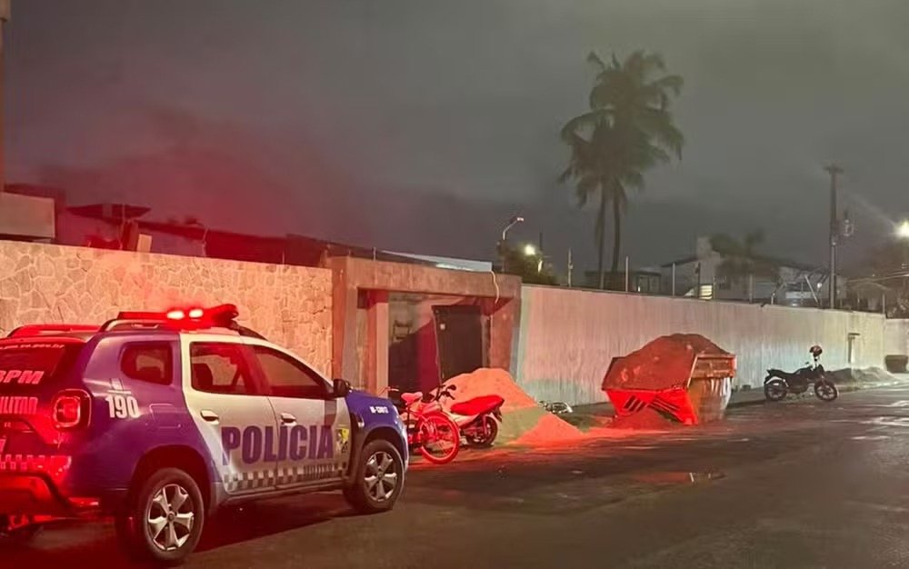 Trabalhador morre após desequilibrar e cair em uma construção no Bairro Coroa do Meio, em Aracaju
