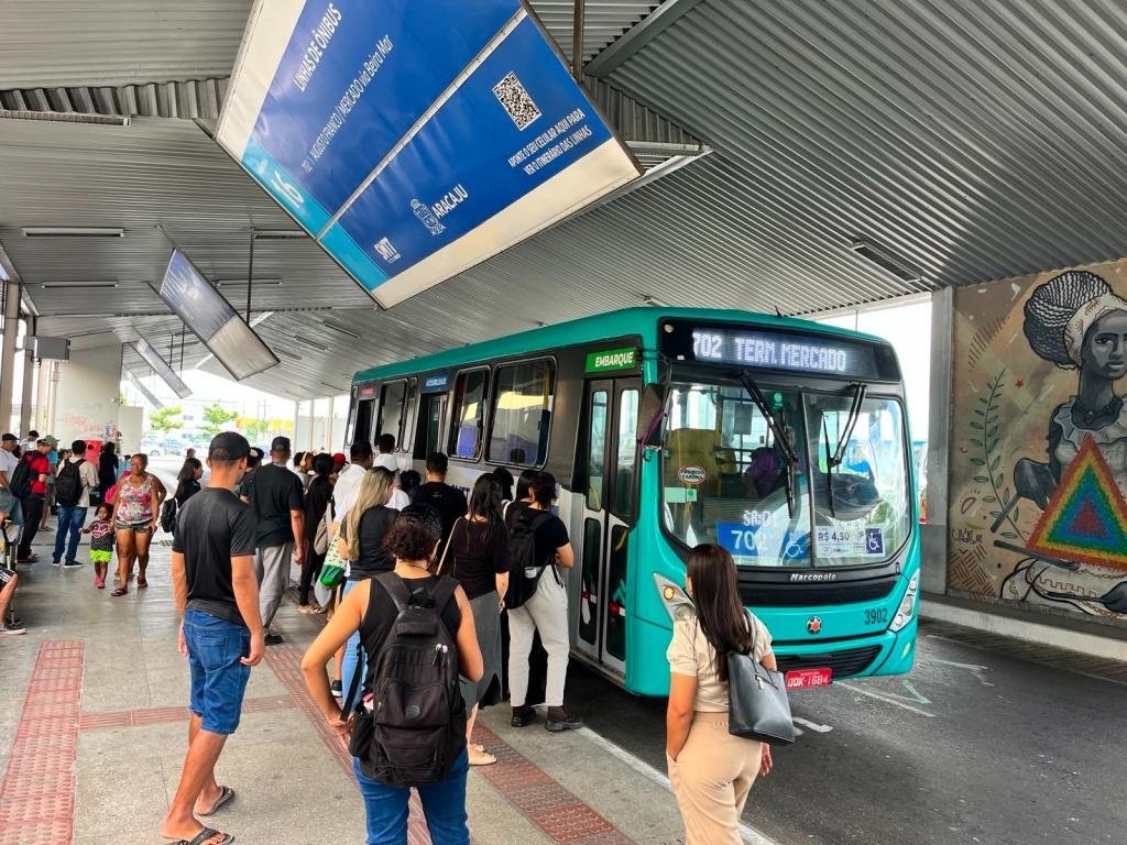Reforma do Terminal do Mercado altera plataformas de ônibus a partir de segunda