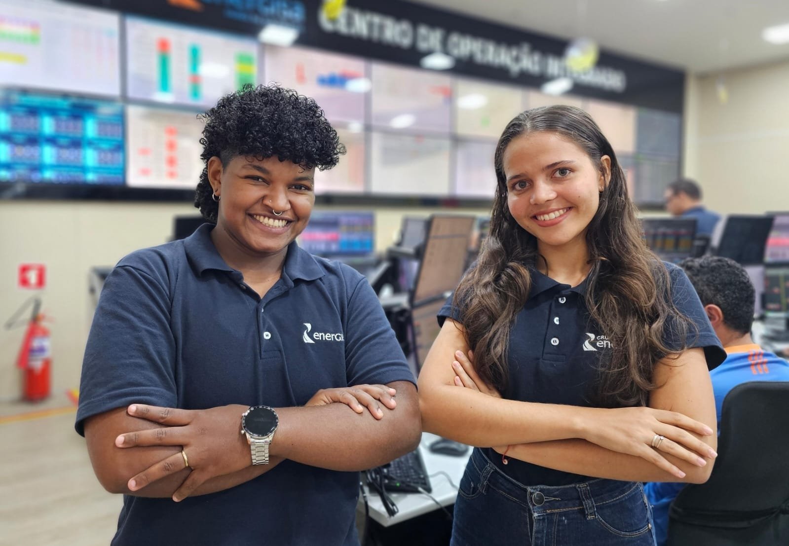 Energisa abre cadastro para banco de talentos para técnica em operação