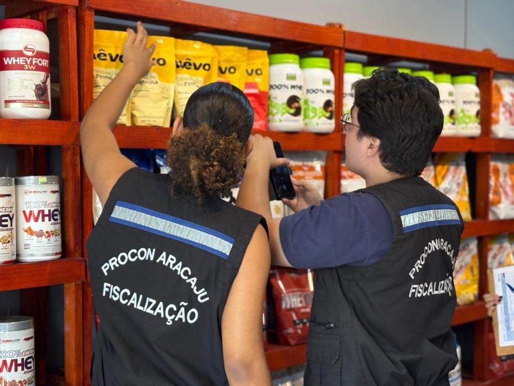 Procon Aracaju divulga pesquisa para auxiliar consumidores na compra de suplementos