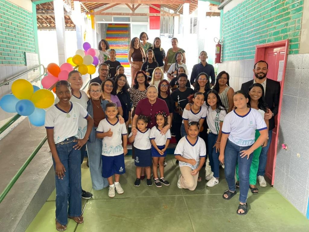 Prefeitura entrega Escola Santa Rita de Cássia com 100% das salas climatizadas