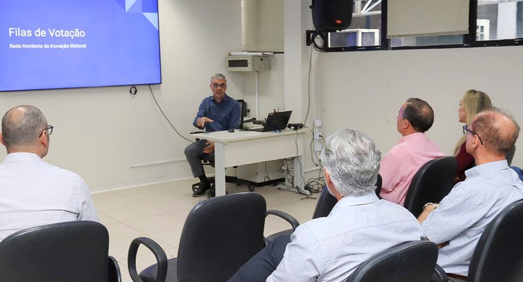 TRIBUNAL REGIONAL ELEITORAL  DEFINE SEÇÕES-PILOTO DO PROJETO FILAS DE VOTAÇÃO E ATENDE A META 9 DO CNJ