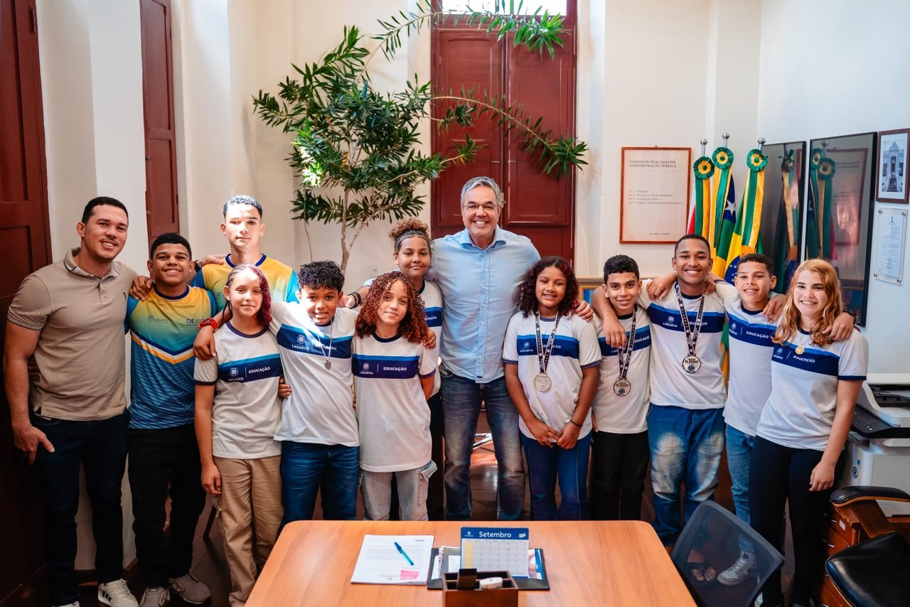 Prefeito de Lagarto recepciona judocas do CIE após conquista de 4 medalhas