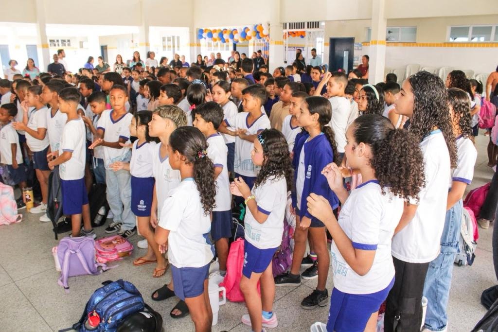 Mais de 35 mil alunos da rede pública de Aracaju voltaram às aulas nesta segunda