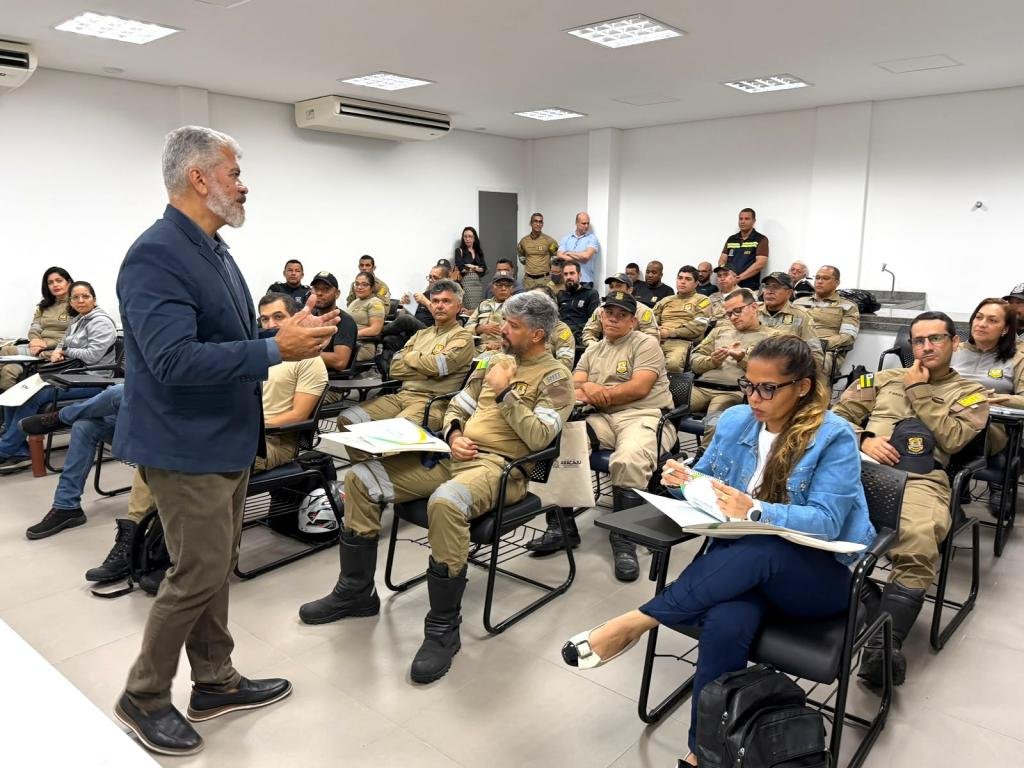 SMTT investe na valorização dos servidores e inicia Curso para Agentes