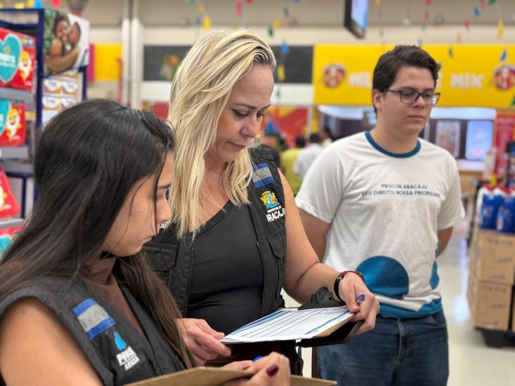 Procon Aracaju realiza pesquisa de preços da cesta básica na capital