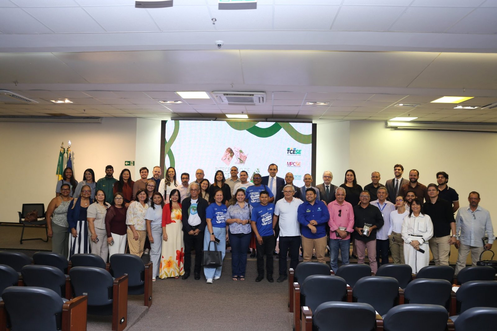 MPT-SE PARTICIPA DE SEMINÁRIO PARA FORTALECIMENTO DOS CATADORES E DA RECICLAGEM NO ESTADO DE SERGIPE