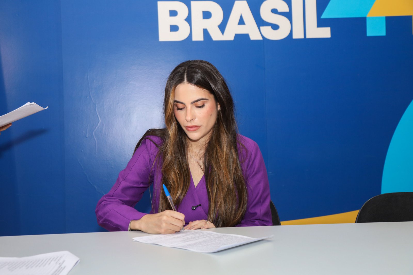 Yandra participa de convenção do União Brasil e defende maior espaço da mulher na política
