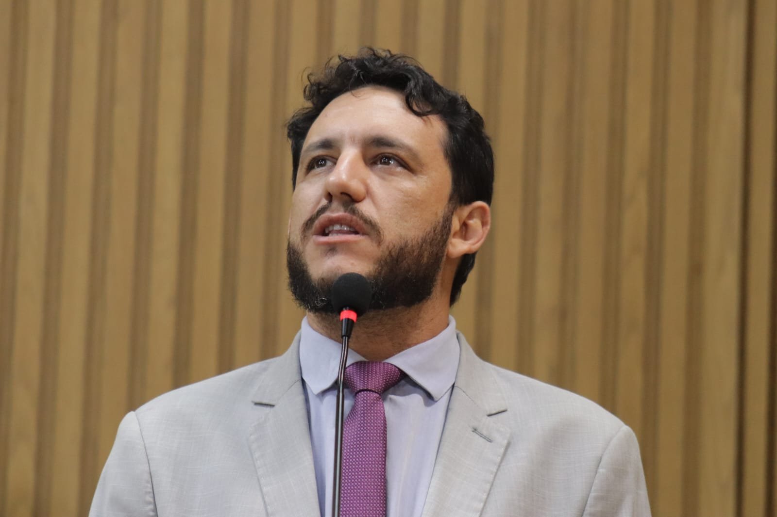 PLS DE CAMILO DANIEL PRETENDEM GARANTIR MAIS DIGNIDADE PARA OS ENTREGADORES POR APLICATIVO EM ARACAJU