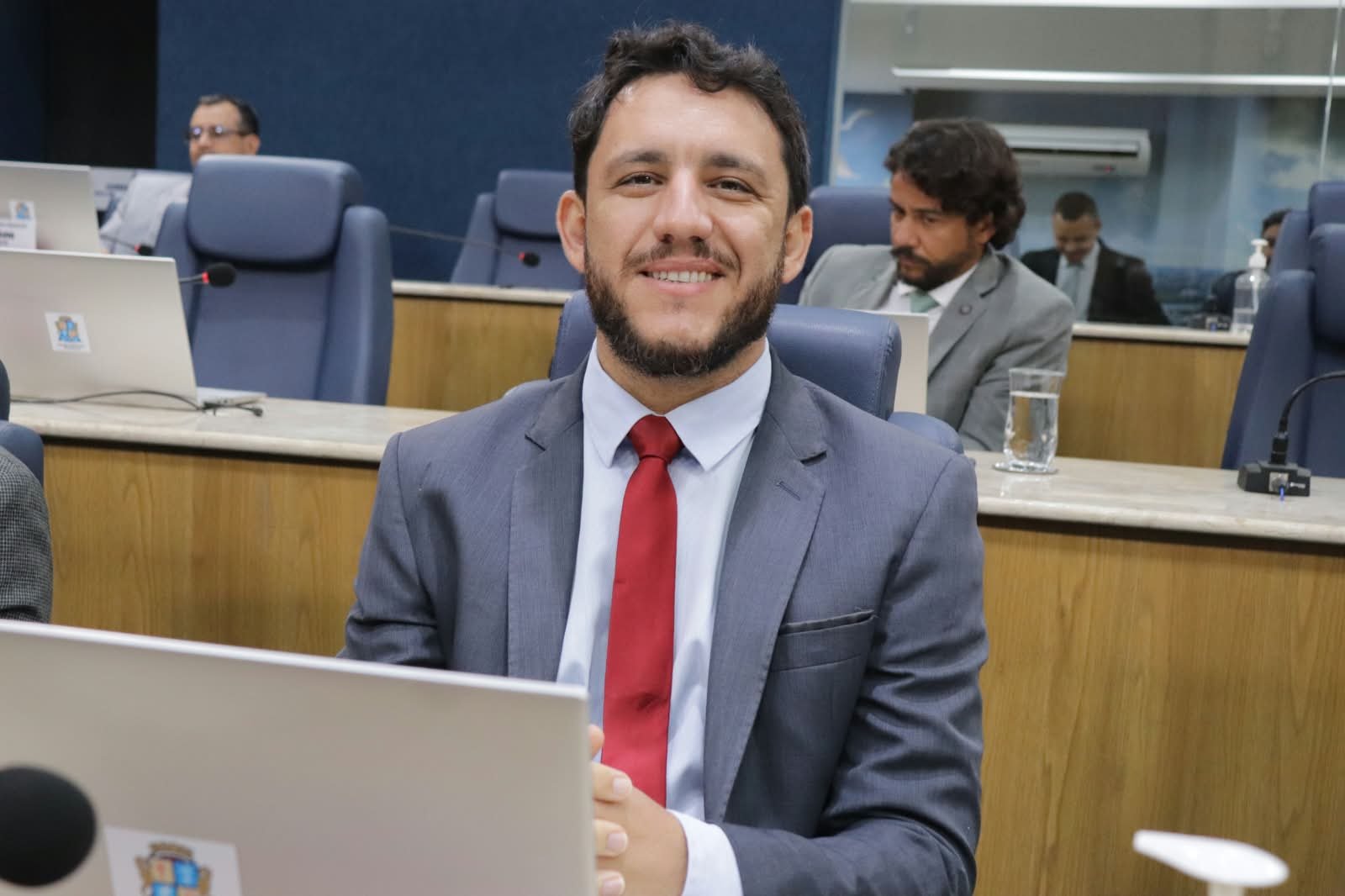 Camilo Daniel defende transporte intermunicipal para estudantes