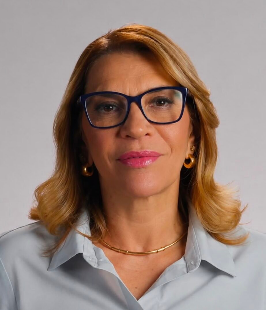 PASTORA SALETE DEIXA DE SER VICE DE RICARDO MARQUES E ANUNCIA O APOIO À VALMIR DE FRANCISQUINHO AO GOVERNO