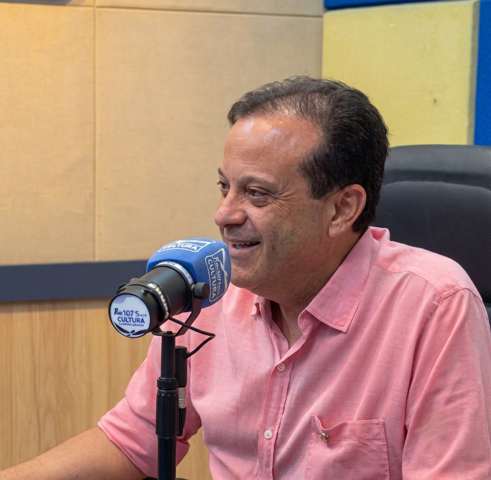 André Moura dá a largada na campanha ao Senado com “Adesivaço” e giro por Aracaju
