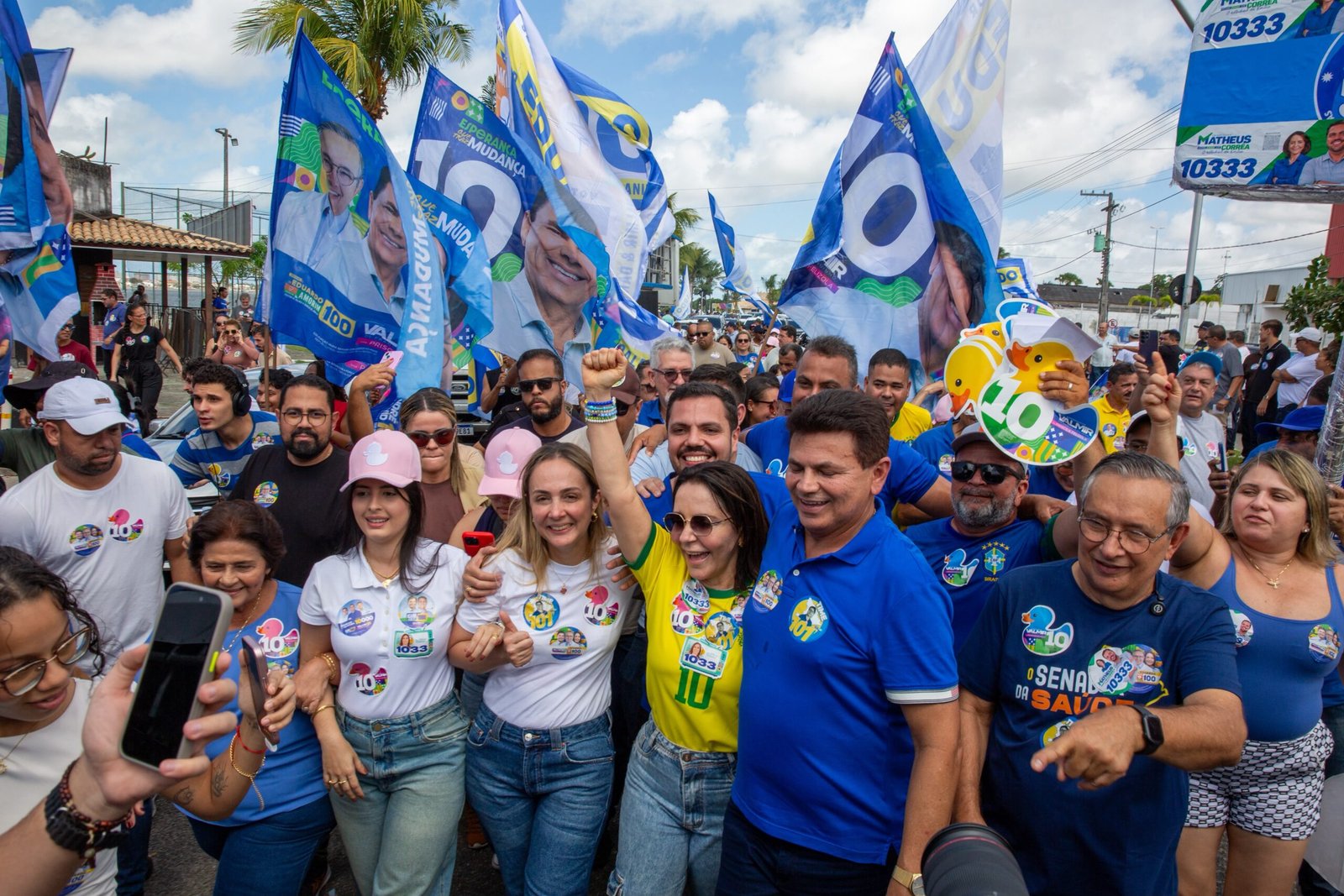 VALMIR DE FRANCISQUINHO COMENTA SUCESSO DO ADESIVAÇO QUE MARCOU O INÍCIO DE SUA CAMPANHA OFICIAL