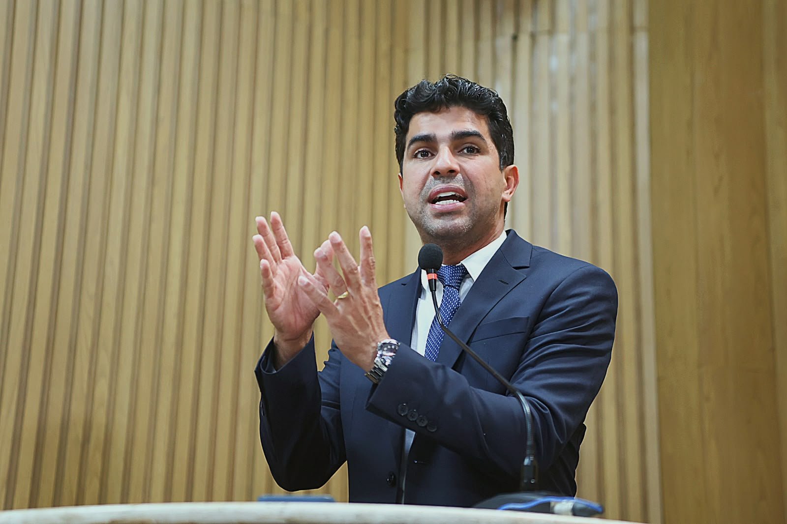 PASTOR DIEGO DEFENDE CRIAÇÃO DO ‘SALVA MAR ARACAJU’ PARA REFORÇAR A SEGURANÇA NAS PRAIAS DA CAPITAL