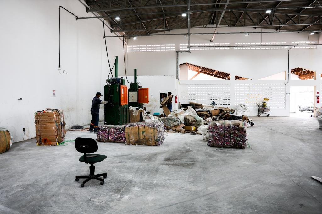 Valorização dos catadores e investimentos impulsionam coleta seletiva em Aracaju