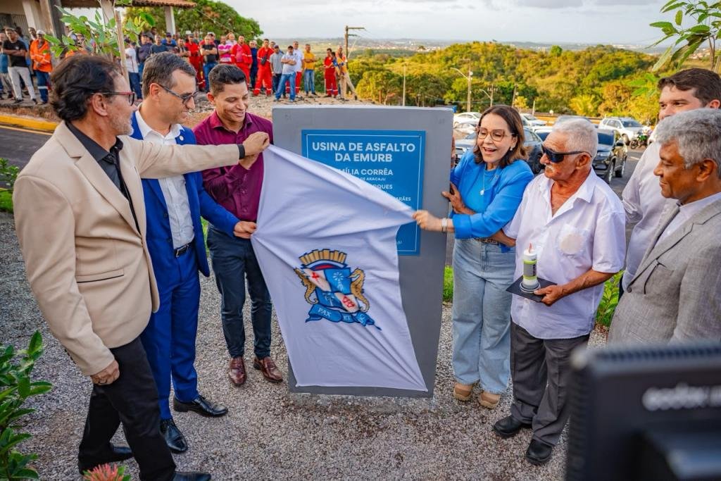 Prefeita Emília entrega nova usina de asfalto para fortalecer infraestrutura de Aracaju