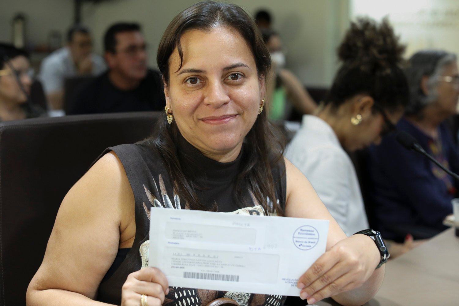 UFS entrega cartões “BB Pesquisador” e amplia autonomia dos programas