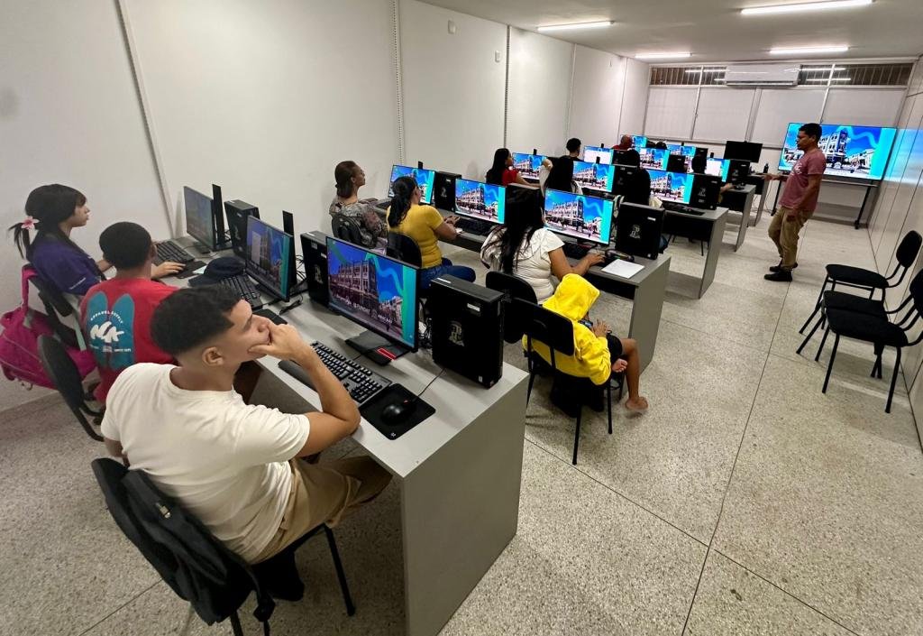 Prefeitura de Aracaju disponibiliza mais de 700 vagas em cursos e oficinas de capacitação em agosto