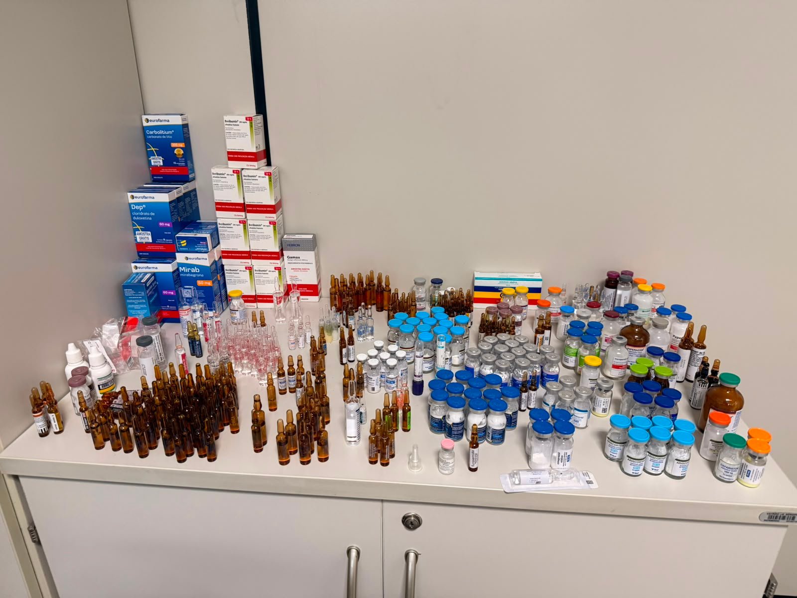 POLÍCIA CIVIL PRENDE TÉCNICA DE ENFERMAGEM SUSPEITA DE DESVIAR MEDICAMENTOS DE HOSPITAL PÚBLICO DE ITABAIANA