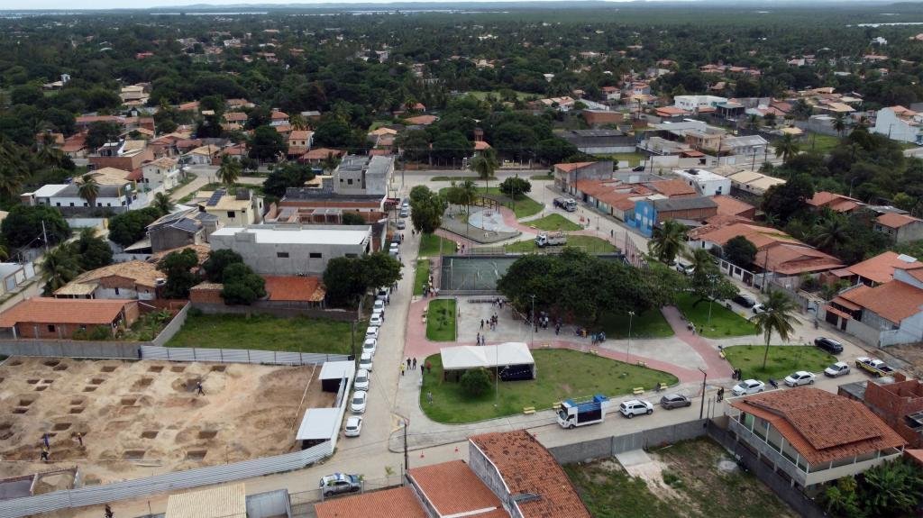 PREFEITA EMÍLIA CORRÊA PEDE QUE ALESE INICIE ESTUDO PARA A DEFINIÇÃO TERRITORIAL DA ZONA DE EXPANSÃO