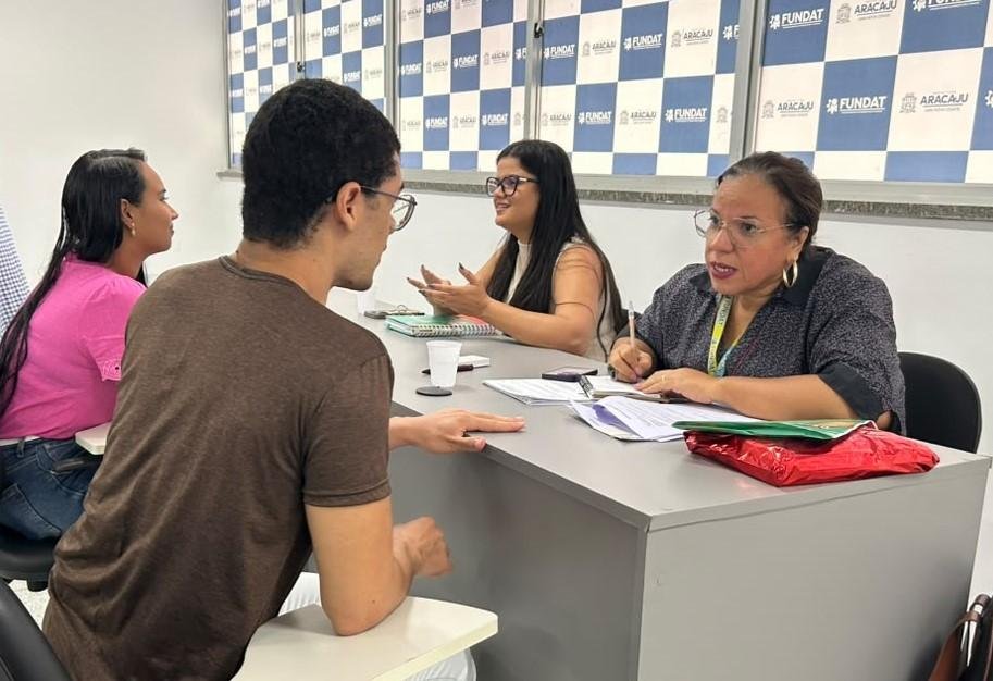 Mutirão da oferta mais de 160 vagas e aproxima trabalhadores de empresas