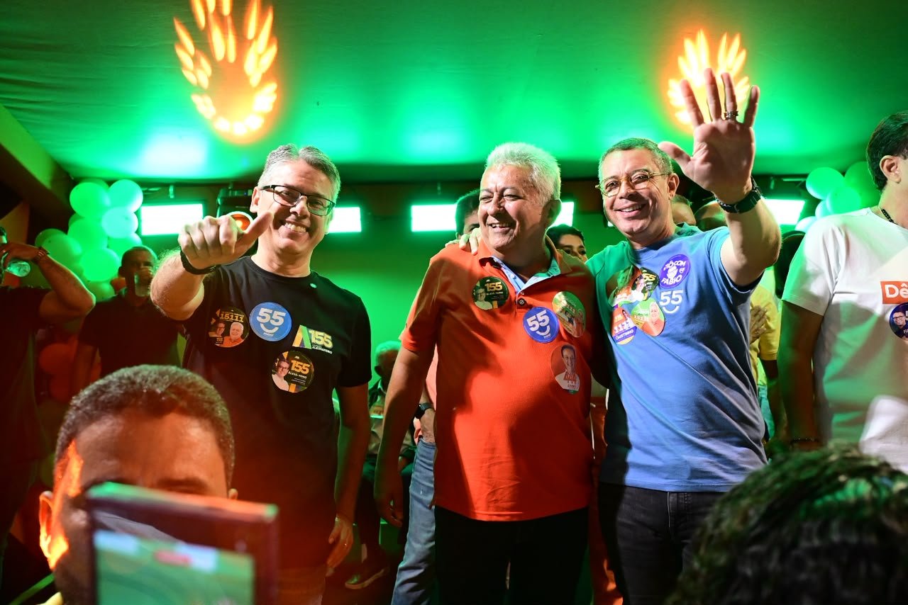 Alessandro reúne força política em Estância e Salgado e amplia apoios