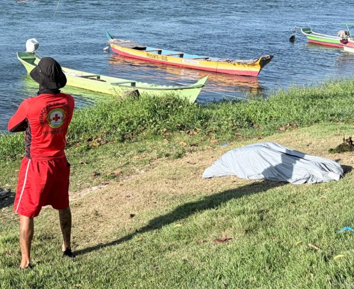 Bombeiros localizam corpo de mulher que caiu de barco no Rio São Francisco