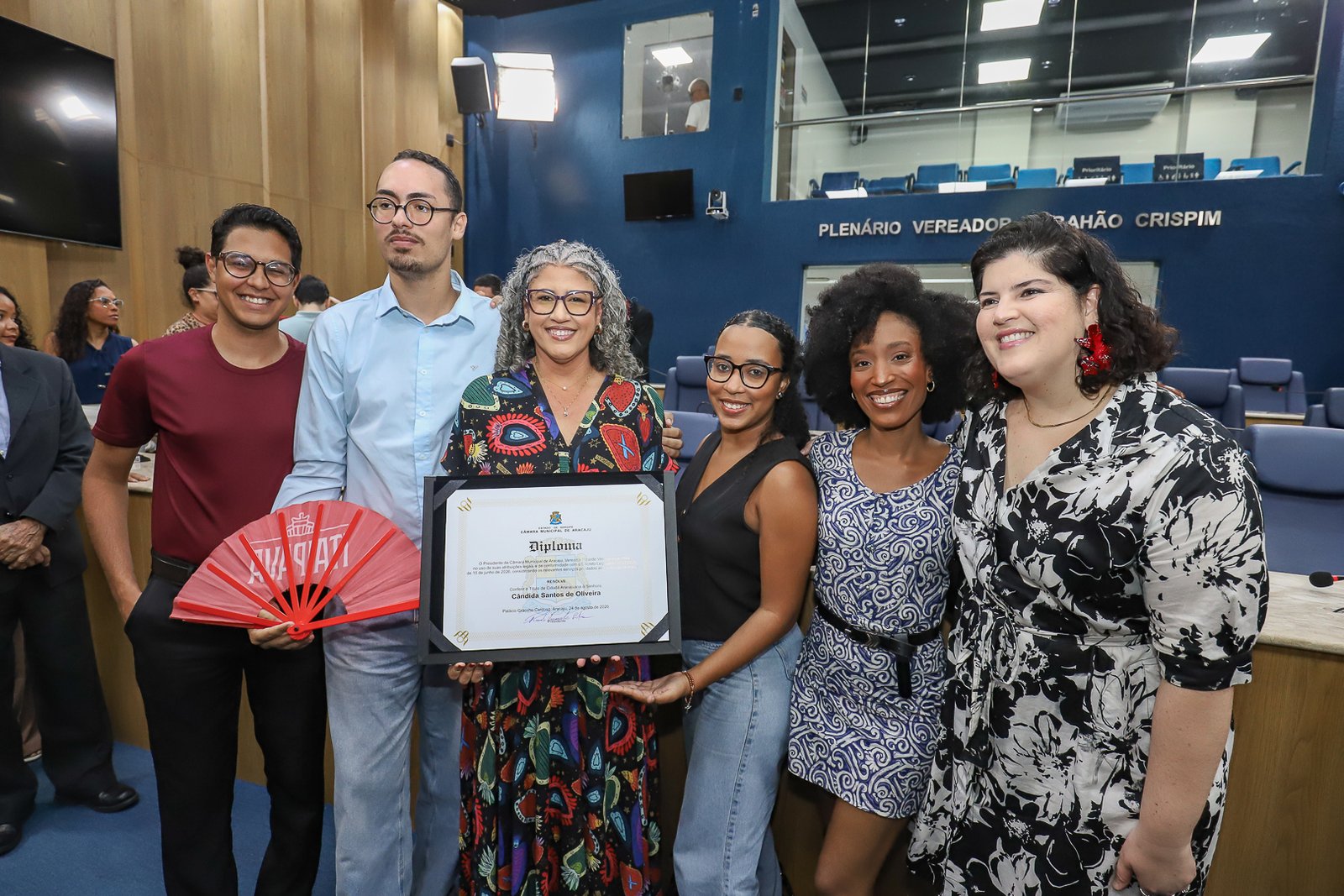 Jornalista e historiadora Cândida Oliveira recebe título de Cidadã Aracajuana
